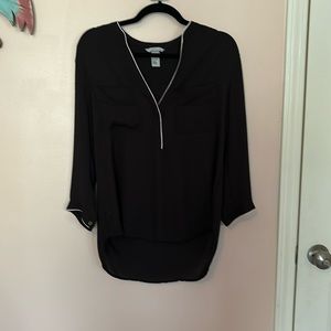 Nice, lightweight and airy blouse